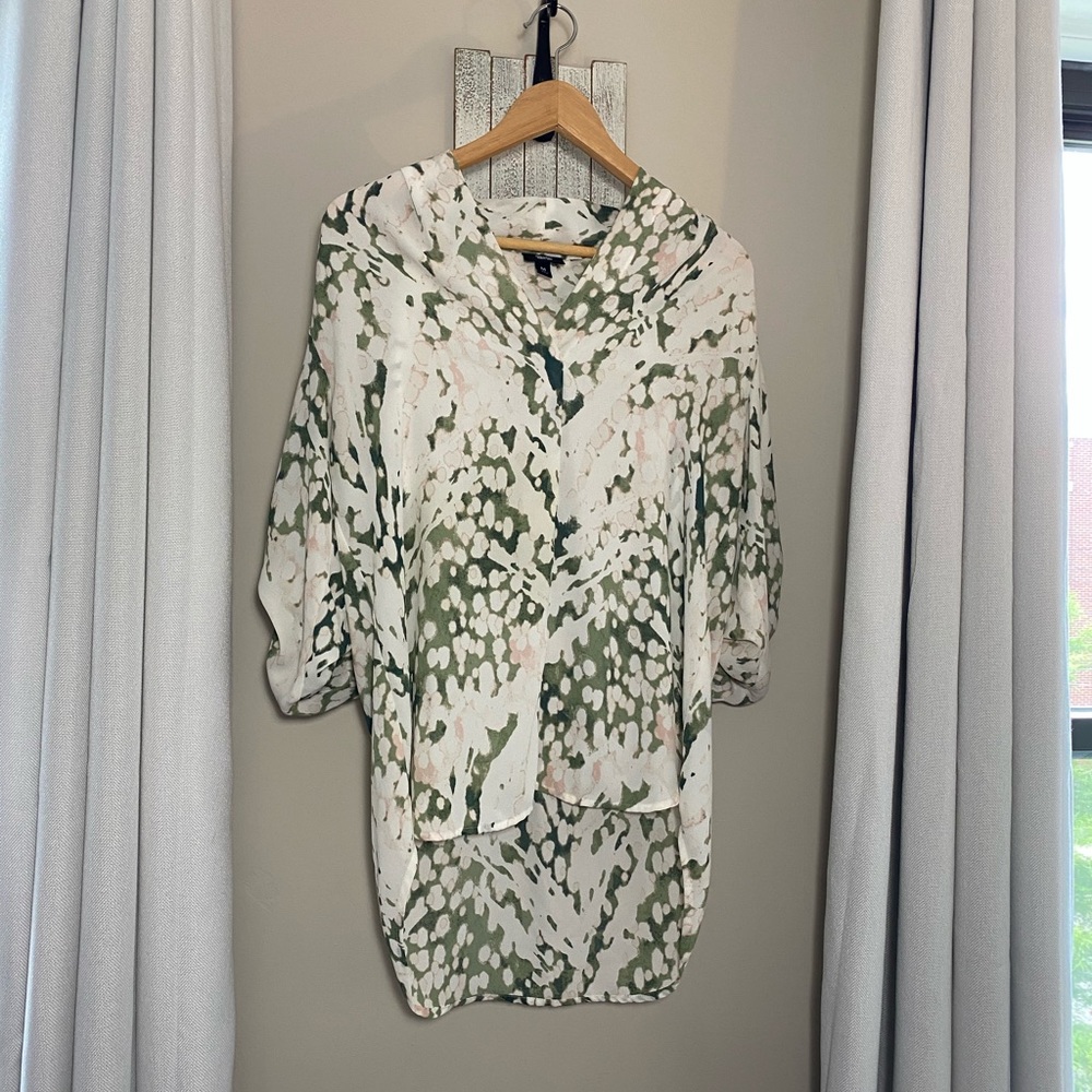 Mossimo blush/green/white high low blouse M